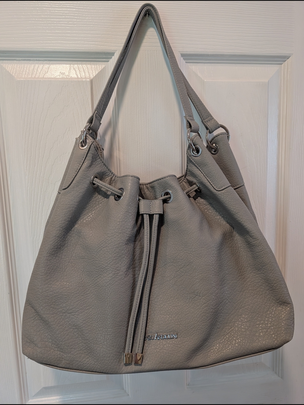 Enzo Angiolini Semi-Drawstring Shoulder Bag in Light Gray